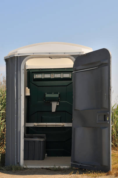 Affordable portable toilet rental in Montalvin Manor, CA